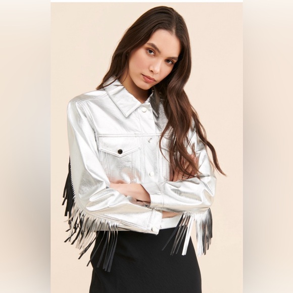 TALIA FRINGE Jacket
COLOR Silver - Picture 1 of 8